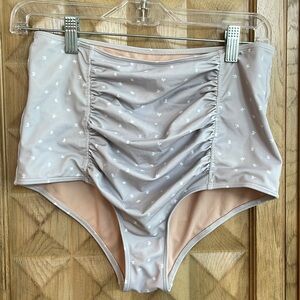 EUC Kortni Jeane Ruched High-Waisted Bottoms